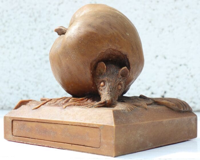 Wooden Apple Mouse - Image 3
