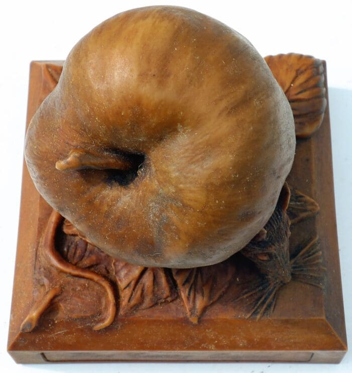 Wooden Apple Mouse - Image 4